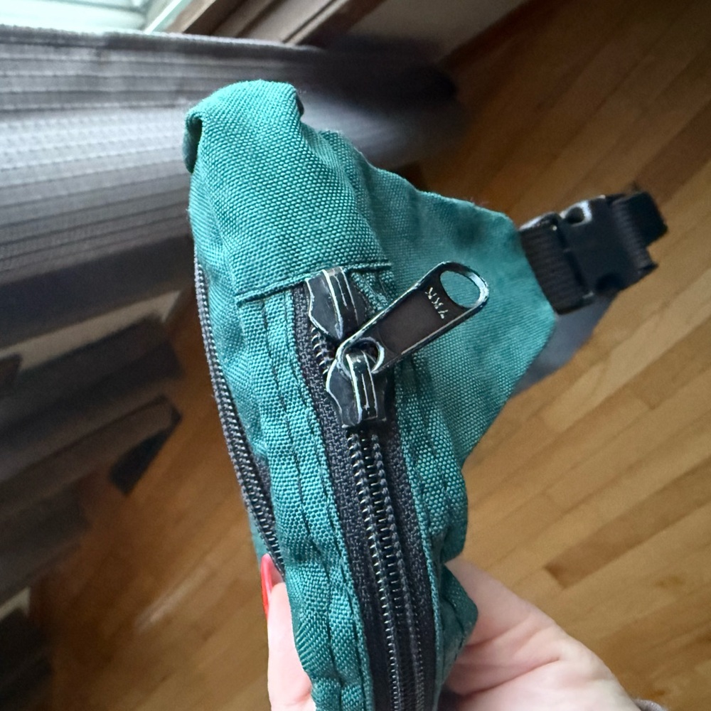 Vintage L.L. Bean Waist Bag - Picture 7 of 9